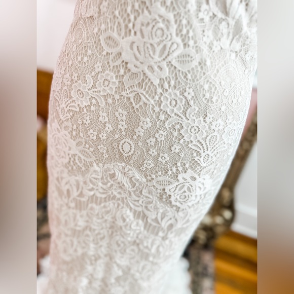 Brand new Allure #3160, new with tags, new wedding dress size 16, boho dress - Picture 6 of 14